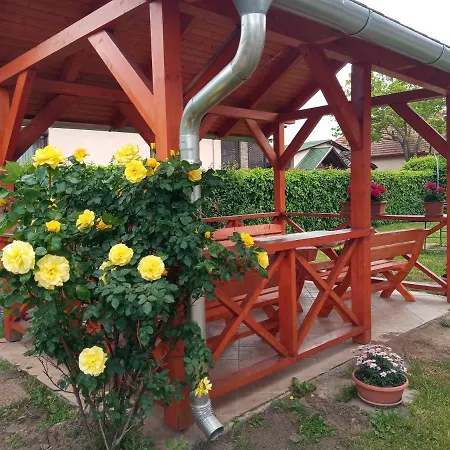 בלטונללה Napsugar Apartmanhaz מראה חיצוני תמונה