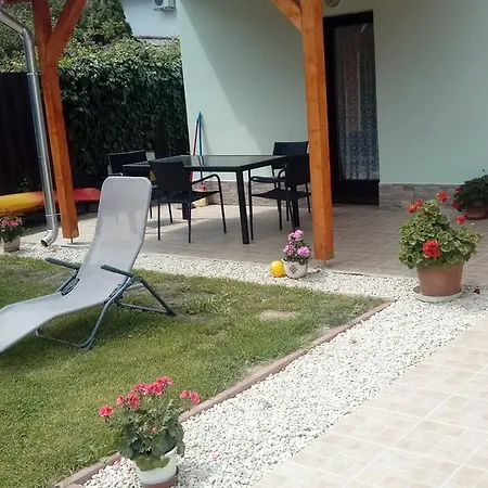 בלטונללה Napsugar Apartmanhaz מראה חיצוני תמונה