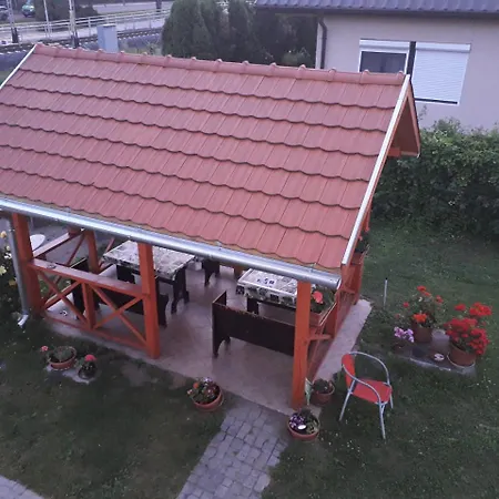 בלטונללה Napsugar Apartmanhaz מראה חיצוני תמונה