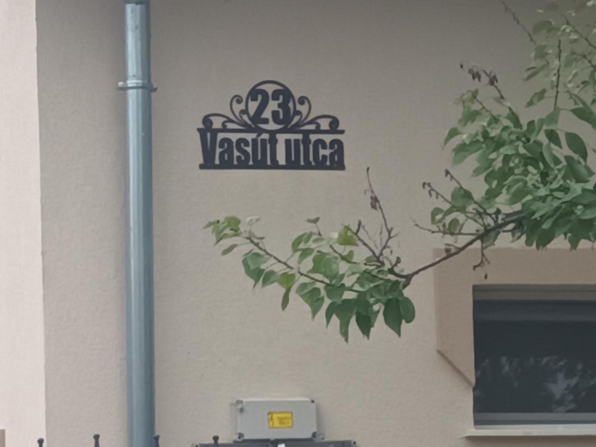 Napsugar Apartmanhaz Balatonlelle