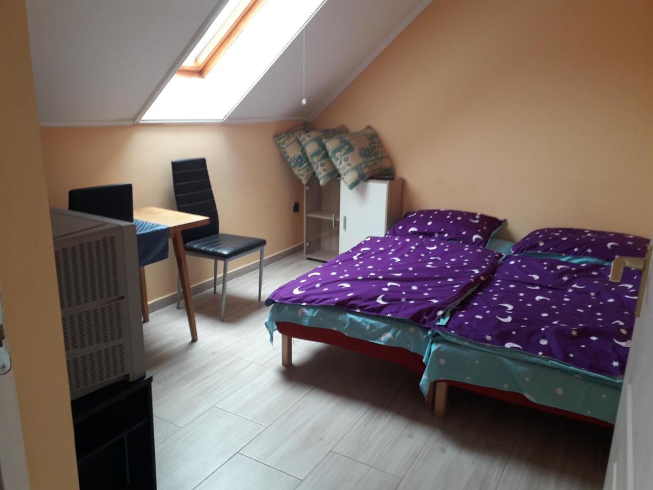 Napsugar Apartmanhaz * Balatonlelle