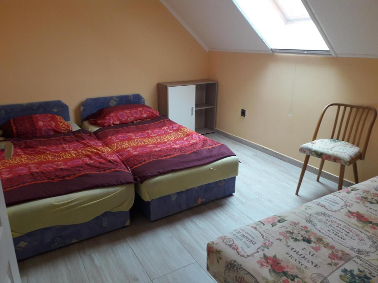 Napsugar Apartmanhaz Homestay Balatonlelle